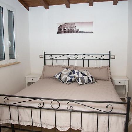 Casa Vacanza Colosseo 2 Róma Kültér fotó